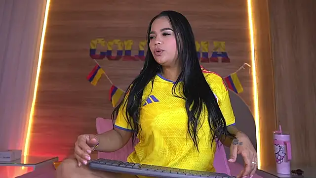 Snapshot of alexaa_walker chatting on 07-03-26, 12:22 alexaa walker online show from 07-03-26, 12:22