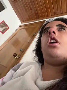 annarose19 online show from 04-10-26, 04:36