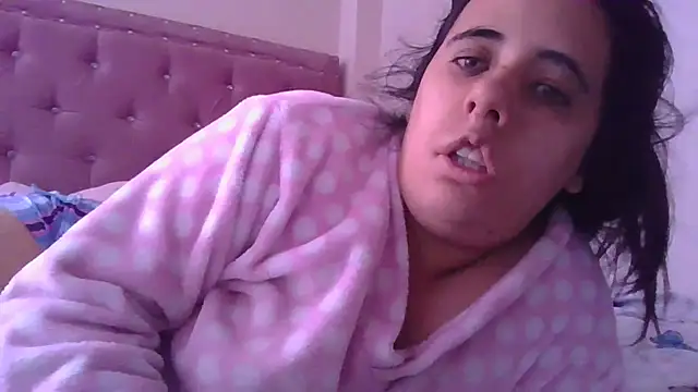 annarose19 online show from 10-28-25, 06:29