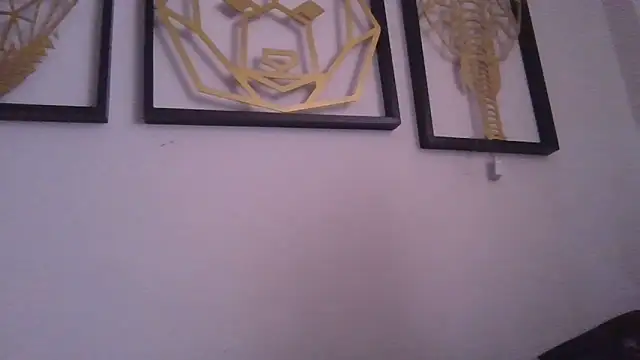 annarose19 online show from 04-16-26, 09:39