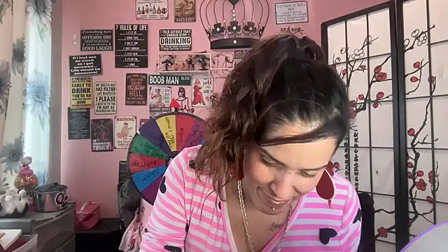 latinacubana online show from 02-15-25, 04:23