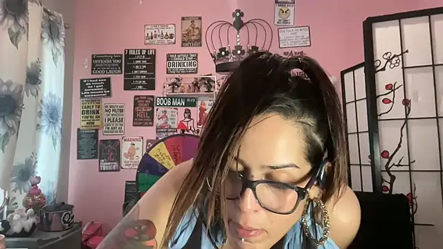 latinacubana online show from 02-05-25, 08:46