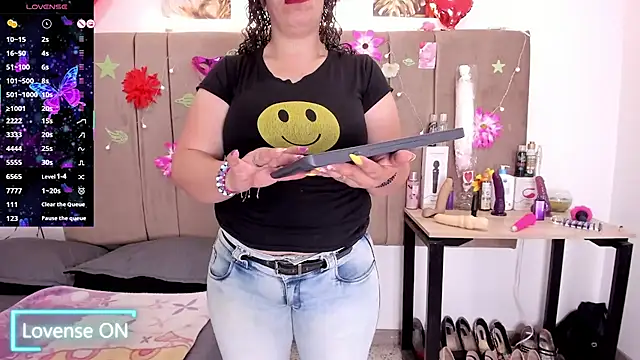 Zaly mature online show from 09-09-25, 02:10