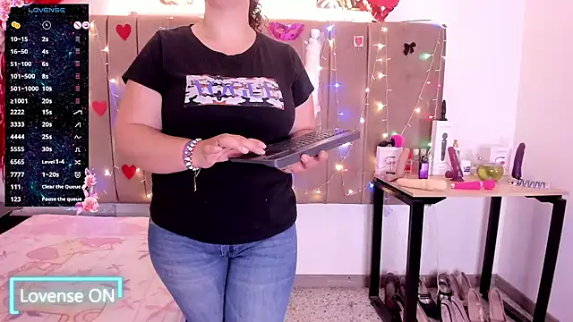 Zaly mature online show from 11-30-25, 01:39