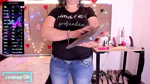 Zaly mature online show from 10-25-25, 02:33