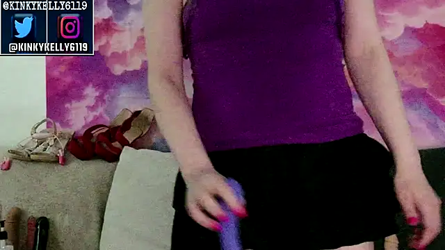 Snapshot of Kellylynn69 chatting on 03-13-26, 12:04 Kellylynn69 online show from 03-13-26, 12:04