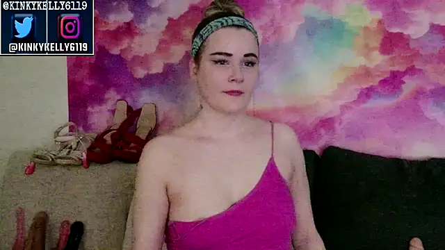 Snapshot of Kellylynn69 chatting on 03-05-26, 05:53 Kellylynn69 online show from 03-05-26, 05:53