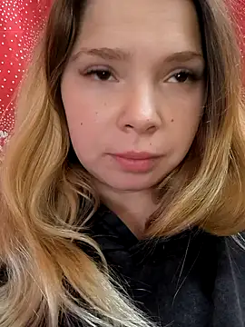 Zuli Kiska online show from 11-14-25, 11:58