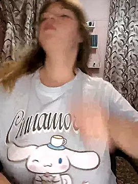 Snapshot of Zuli_Kiska chatting on 07-28-26, 06:53 Zuli Kiska online show from 07-28-26, 06:53