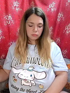 Snapshot of Zuli_Kiska chatting on 06-11-26, 05:48 Zuli Kiska online show from 06-11-26, 05:48