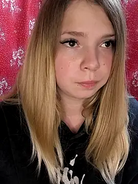 Zuli Kiska online show from 10-30-25, 08:39