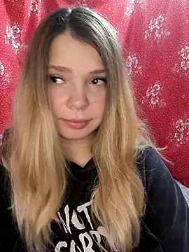 Zuli Kiska online show from 11-27-25, 08:37