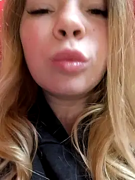 Zuli Kiska online show from 11-12-25, 11:19