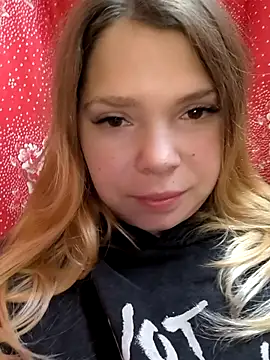 Zuli Kiska online show from 11-16-25, 08:57