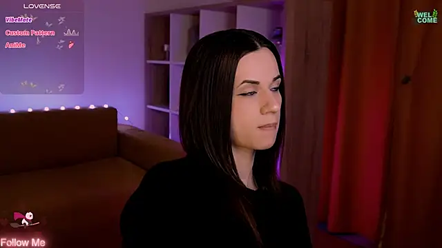 ItsAlisia online show from 04-10-26, 12:45