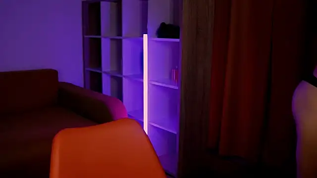 ItsAlisia online show from 11-04-25, 02:10