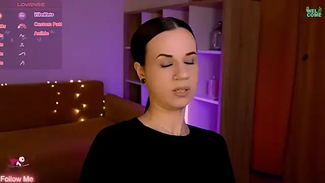 ItsAlisia online show from 03-29-26, 05:53