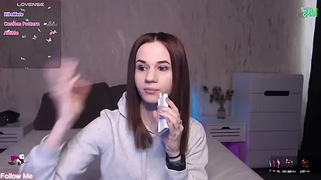 Snapshot of ItsAlisia chatting on 03-18-25, 06:39 ItsAlisia online show from 03-18-25, 06:39