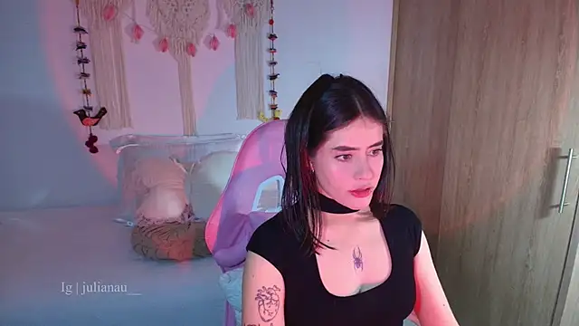 iriswest  online show from 03-28-26, 12:44