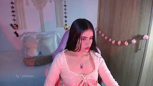 iriswest  online show from 04-01-26, 12:46