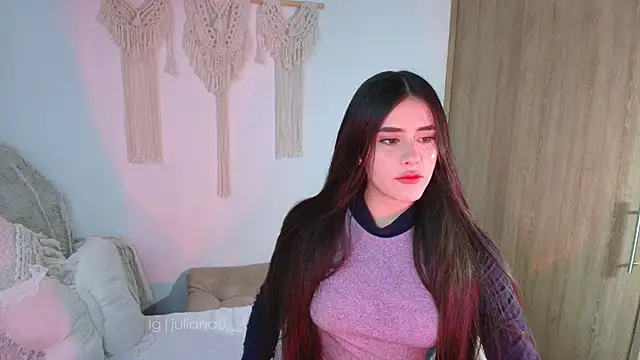 Snapshot of iriswest_ chatting on 06-15-26, 01:28 iriswest online show from 06-15-26, 01:28