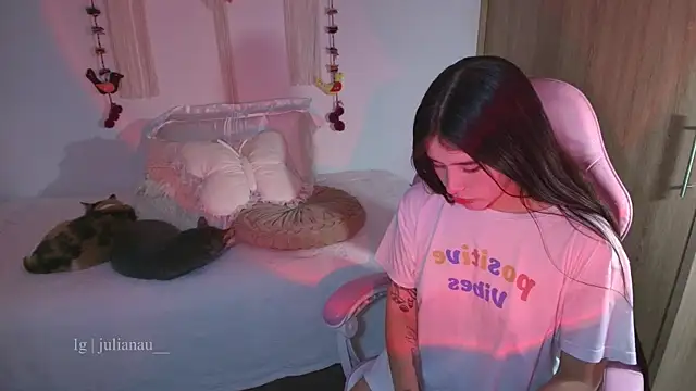 iriswest  online show from 03-16-26, 12:29