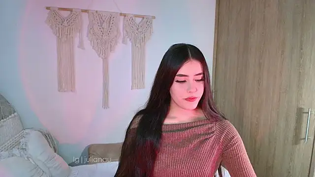 Snapshot of iriswest_ chatting on 06-21-26, 12:38 iriswest online show from 06-21-26, 12:38