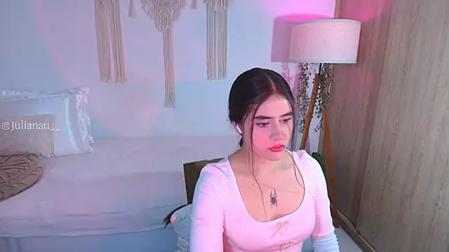 iriswest  online show from 11-17-25, 11:31