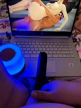 Snapshot of mushkimeow chatting on 10-21-25, 11:37 mushkimeow online show from 10-21-25, 11:37