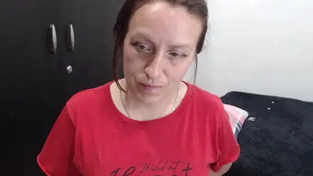 kittykalor09 online show from 04-07-26, 04:14