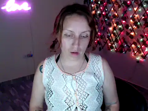Snapshot of kittykalor09 chatting on 05-07-26, 03:11 kittykalor09 online show from 05-07-26, 03:11