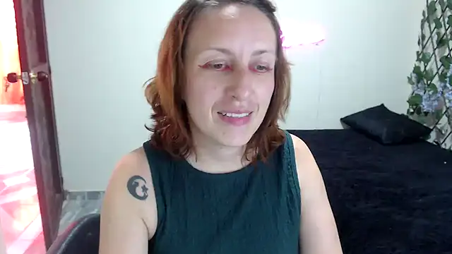 Snapshot of kittykalor09 chatting on 06-19-26, 07:52 kittykalor09 online show from 06-19-26, 07:52