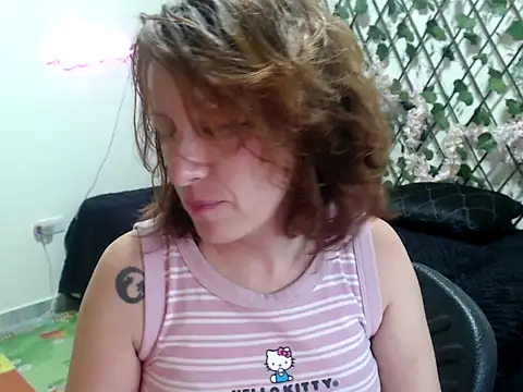 Snapshot of kittykalor09 chatting on 05-29-26, 01:22 kittykalor09 online show from 05-29-26, 01:22