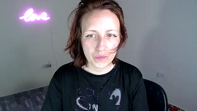 kittykalor09 online show from 04-12-26, 10:24