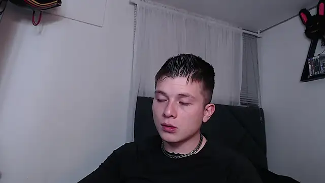 Snapshot of MathewCollin chatting on 01-09-26, 10:28 MathewCollin online show from 01-09-26, 10:28