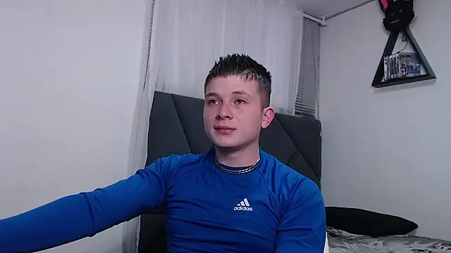 Snapshot of MathewCollin chatting on 01-08-26, 10:05 MathewCollin online show from 01-08-26, 10:05