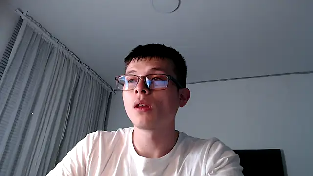 Snapshot of MathewCollin chatting on 02-14-25, 12:19 MathewCollin online show from 02-14-25, 12:19