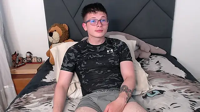 Snapshot of MathewCollin chatting on 01-23-25, 09:18 MathewCollin online show from 01-23-25, 09:18