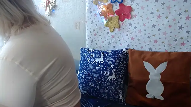 QueenLana online show from 02-04-26, 09:15