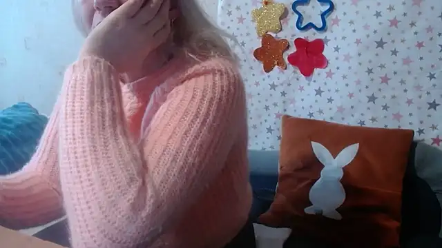 QueenLana online show from 12-02-25, 10:28