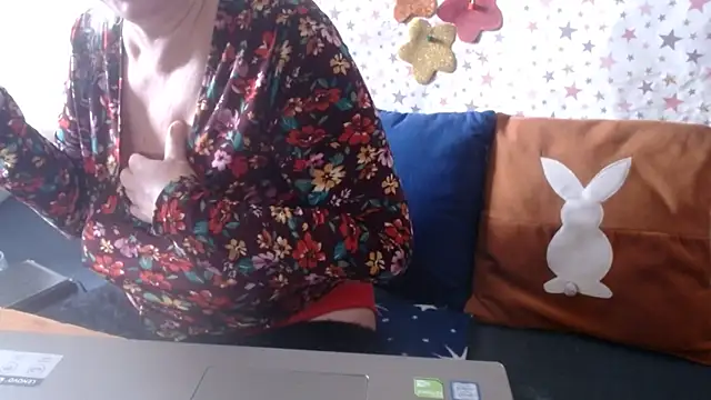 QueenLana online show from 04-12-26, 08:06