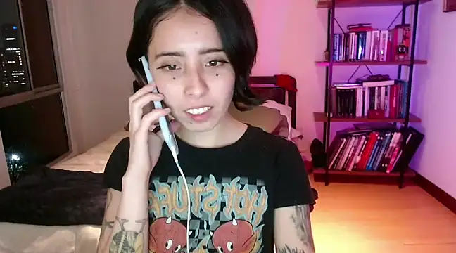 babyluna 8 8 online show from 02-27-25, 02:35