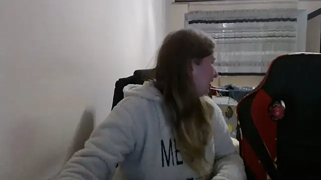 PeterAndJen online show from 12-14-25, 08:14