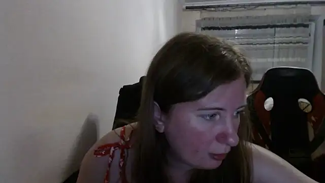 Snapshot of PeterAndJen chatting on 07-09-26, 07:57 PeterAndJen online show from 07-09-26, 07:57