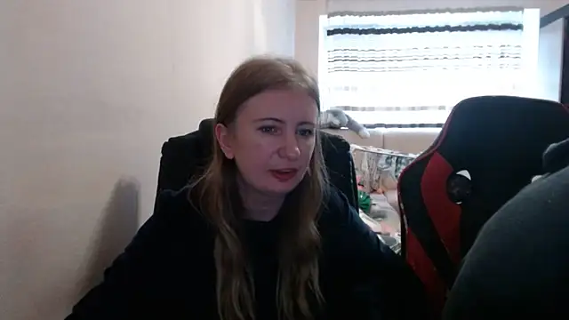 PeterAndJen online show from 10-28-25, 09:41