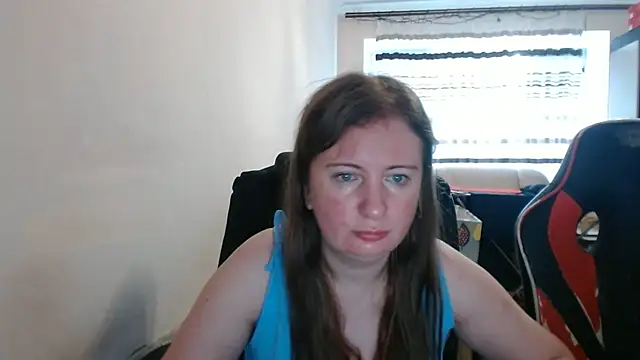 Snapshot of PeterAndJen chatting on 07-04-26, 05:47 PeterAndJen online show from 07-04-26, 05:47