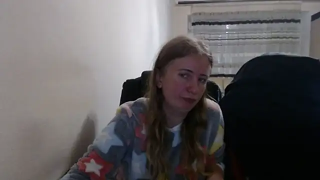 PeterAndJen online show from 12-20-25, 07:06