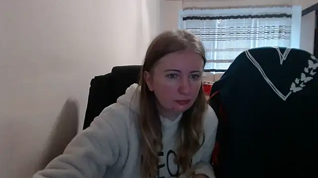 PeterAndJen online show from 11-09-25, 07:45