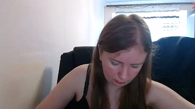 Snapshot of PeterAndJen chatting on 07-18-26, 06:22 PeterAndJen online show from 07-18-26, 06:22