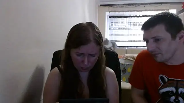 Snapshot of PeterAndJen chatting on 07-17-26, 06:16 PeterAndJen online show from 07-17-26, 06:16